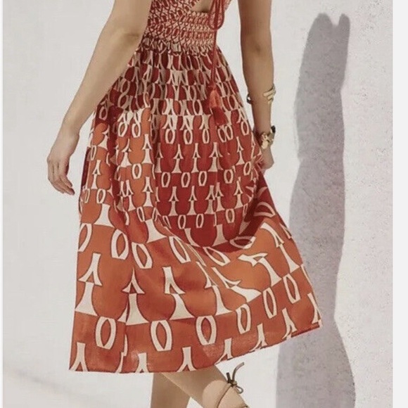 Chic Red Patterned Dress - Picture 3 of 4